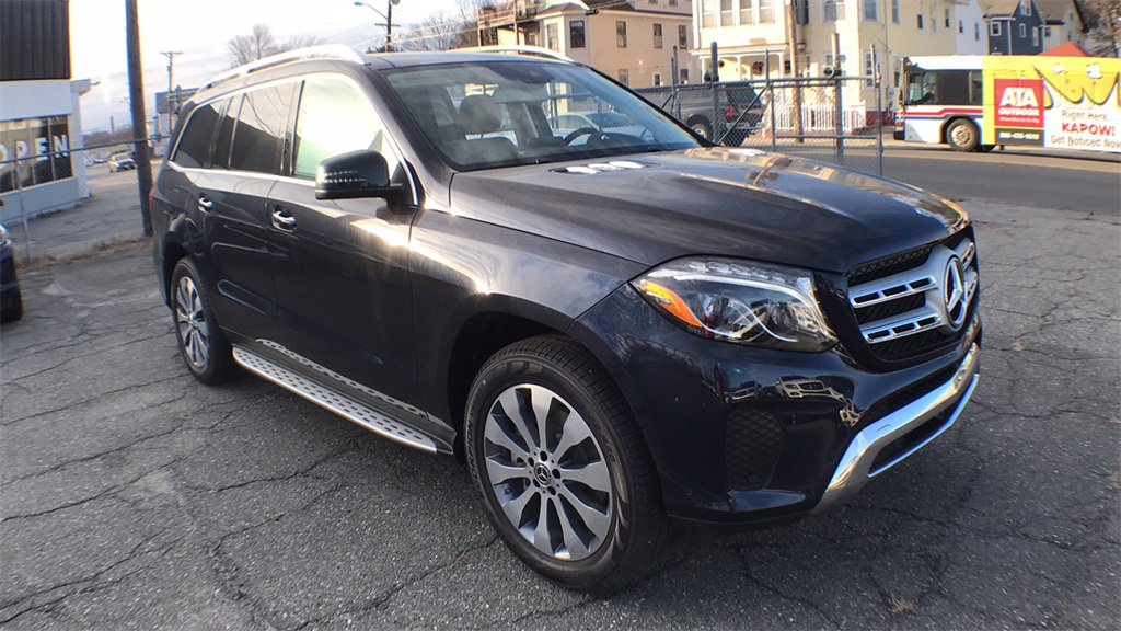 Pre Owned 2019 Mercedes Benz Gls 450 4matic 4d Sport Utility